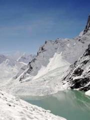 First Era, Dragon Lo